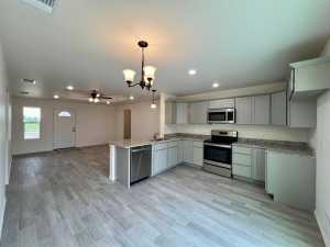 807 N Van Buren St (4)