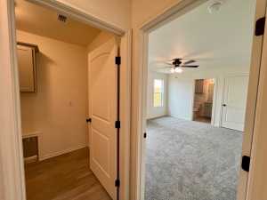 807 N Van Buren St (5)