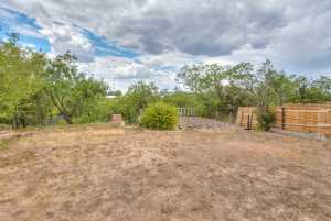 910 N Adams St (27)