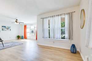 910 N Adams St (9)