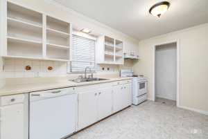 2310 W Twohig Ave (13)