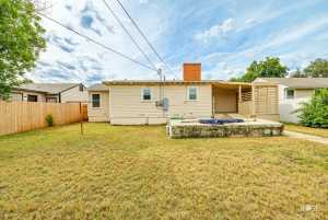 2310 W Twohig Ave (24)