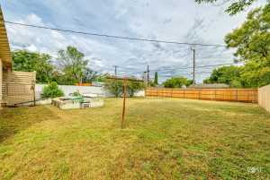 2310 W Twohig Ave (25)
