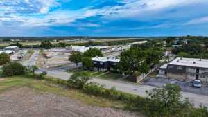102 Fairway Dr (2)