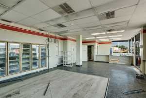 1136 Central Freeway (4)
