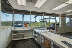 1136 Central Freeway (5)