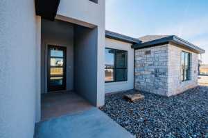 5717 Melrose Ave (2)