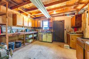 8881 Rust Rd (35)