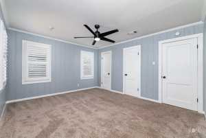 410 S Van Buren St (19)