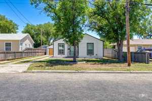 410 S Van Buren St (3)