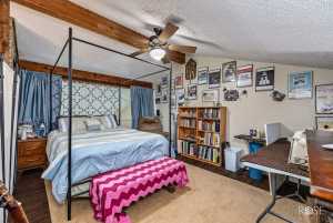 4223 Riverbend (13)