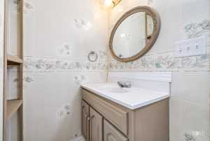 119 E 9th St (12)