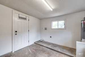 119 E 9th St (15)