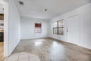 2621 Guadalupe St (6)