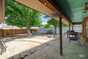 4702 Scarlet Oak Dr (18)