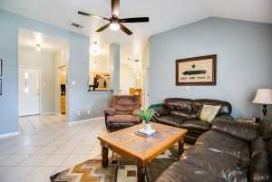 1013 E 44th St (11)