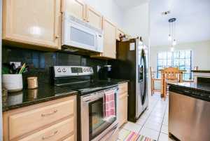 1013 E 44th St (16)