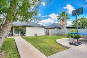 1013 E 44th St (17)