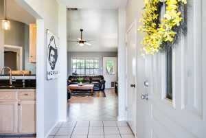 1013 E 44th St (7)