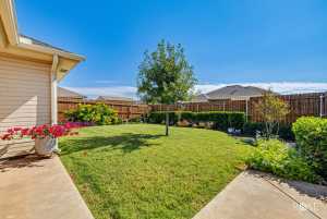 4926 Red Oak Lane (27)