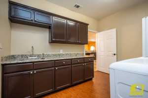 6014 Kingsbridge Dr (40)