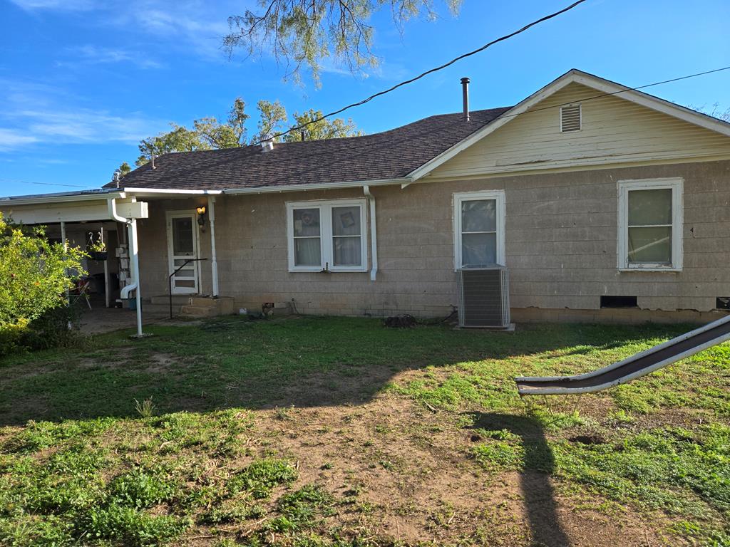 1805 S Van Buren St