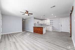 8718 N Hwy 87 (4)