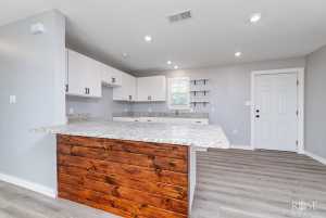 8718 N Hwy 87 (8)