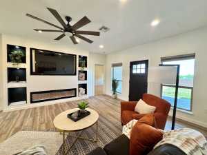 3634 Silver Spur Dr (11)