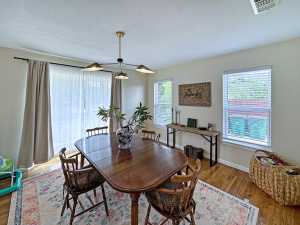 110 N Washington St (12)