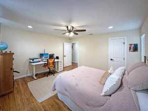 110 N Washington St (15)