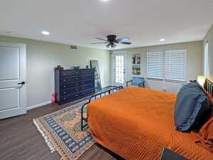 110 N Washington St (21)