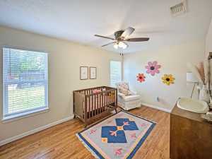 110 N Washington St (22)