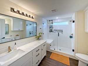 110 N Washington St (25)