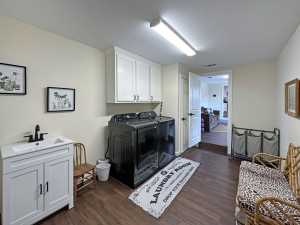 110 N Washington St (32)