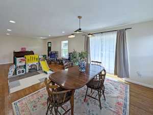 110 N Washington St (9)