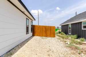 1802 Ellis St (24)