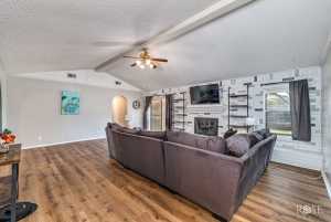 3857 Old Post Rd (11)
