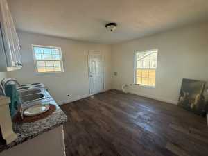 1517 Culberson St (11)