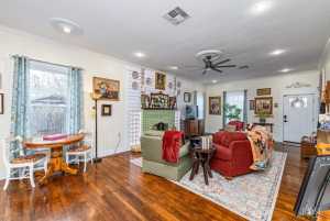 223 S Jefferson St (10)