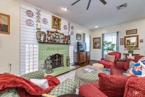 223 S Jefferson St (11)