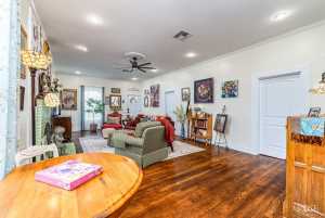 223 S Jefferson St (12)