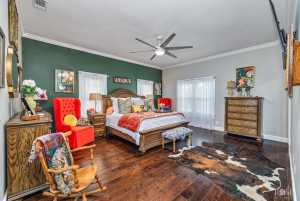 223 S Jefferson St (17)