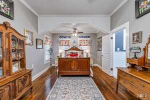 223 S Jefferson St (27)