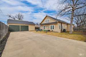 223 S Jefferson St (39)