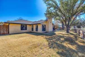 5225 Beverly Dr (32)