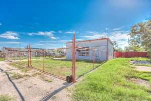 2917 N Chadbourne St (4)