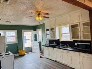 2262 North St (8)