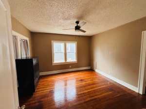 2262 North St (13)