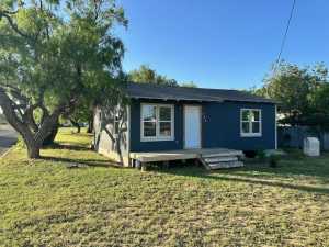 724 W 17th St (5)